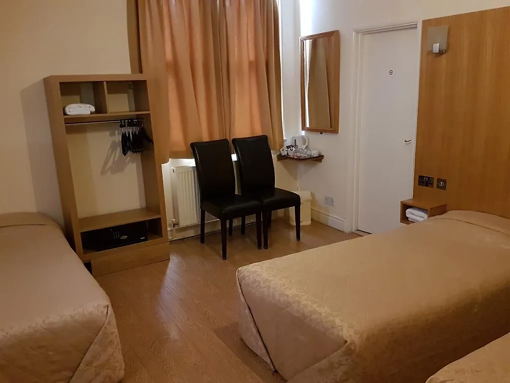 Sea View Hostel Brighton